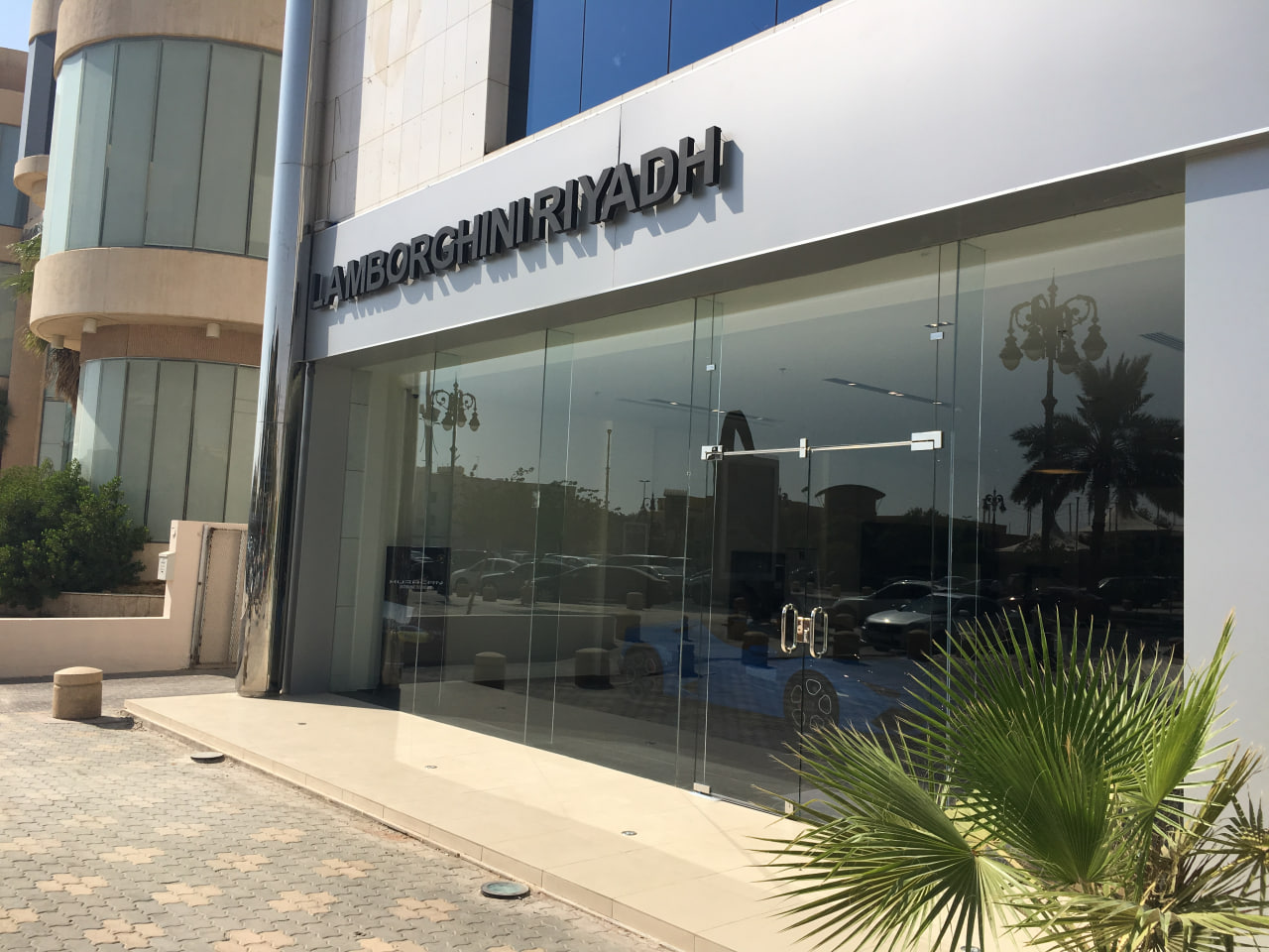 Lamborghini Showroom Project Image 2